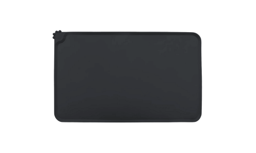 Sort vandtæt silikone fodermåtte til katte med forhøjede kanter, der forhindrer spild på gulvet.